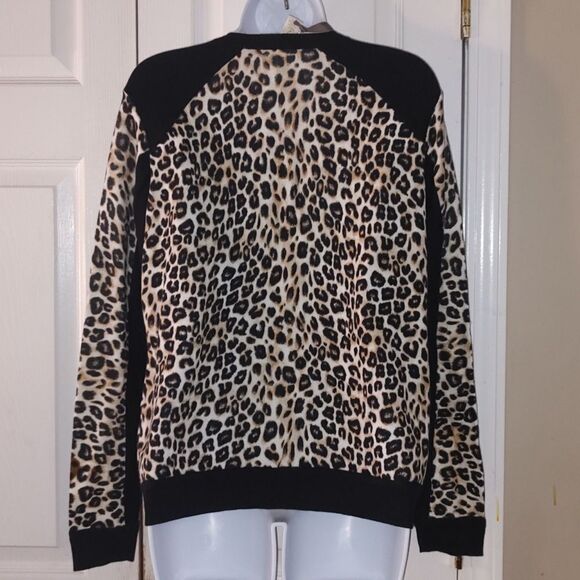 Zenergy Golf by Chico's Leopard animal print zipper front cardigan  Sz 2 (L) - Picture 4 of 7